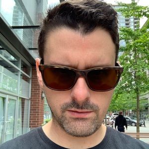 Meet your Posher, Mark